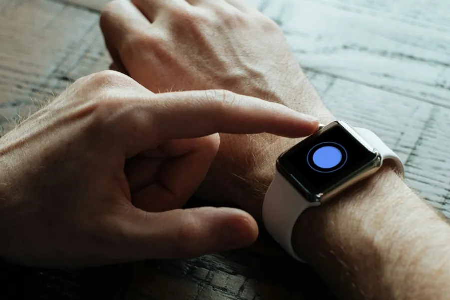 Tapping the Habit Bandz app on an Apple Watch